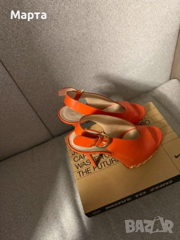 Обувки Casadei, снимка 2 - Дамски обувки на ток - 52922904