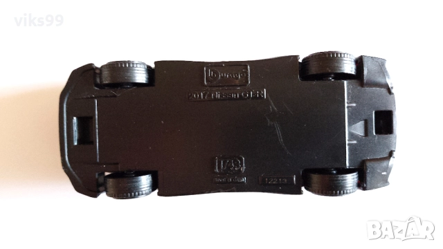 2017 Nissan GT-R GREY Bburago - Мащаб 1:43 , снимка 8 - Колекции - 51509546