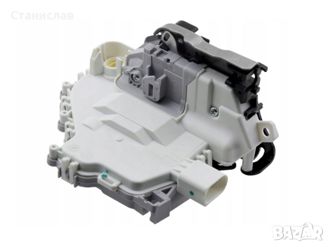 Брава за предна лява врата за Audi Q5 FY