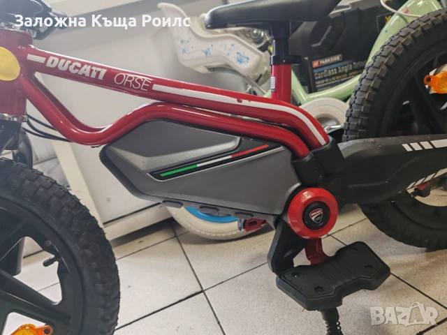 Детски електрически мотор-Ducati Corse E‑Moto Kids, снимка 2 - Велосипеди - 53517346