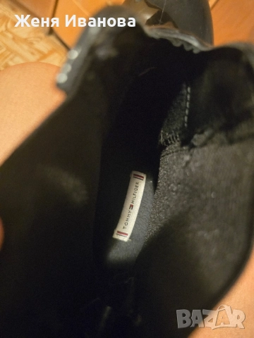 Tommy Hilfiger дамски гумени ботуши 38, снимка 3 - Маратонки - 52339854