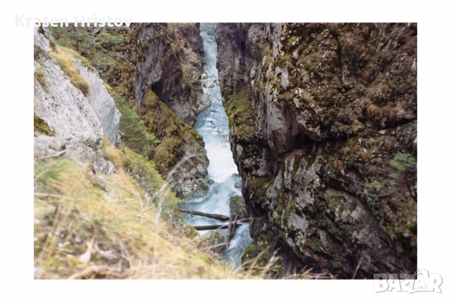 Nikon F-601 Quartz Date + Tamron AF 28-200mm Aspherical f/3.8-5.6, снимка 14 - Фотоапарати - 53813446