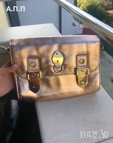 Малка чанта розово злато , снимка 4 - Чанти - 48325991