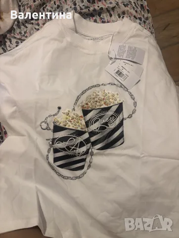 Тениска Guess-с етикет