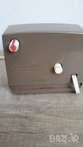Стар немски будилник на ток, снимка 6 - Антикварни и старинни предмети - 41857065