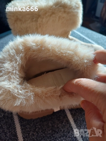 Боти с пух., снимка 2 - Дамски боти - 52532994