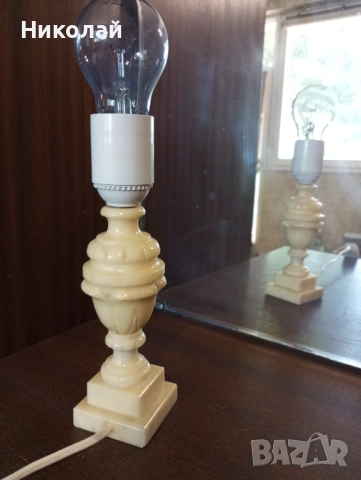 Мраморна нощна лампа, снимка 8 - Настолни лампи - 52079129