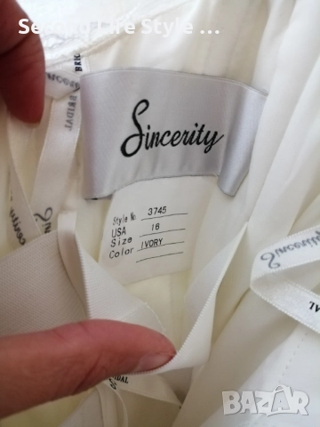Сватбена рокля Sincerity Bridal р-р L-XL - цвят слонова кост, снимка 16 - Сватбени рокли - 52973174
