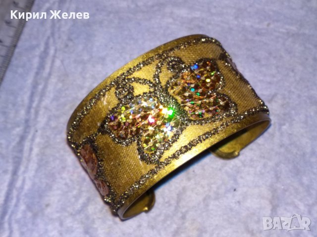 МЕСИНГОВА РЕГУЛИРУЕМА ВИНТИДЖ - АРТ ГРИВНА с ПЕПЕРУДКИ 16688, снимка 7 - Гривни - 41148108