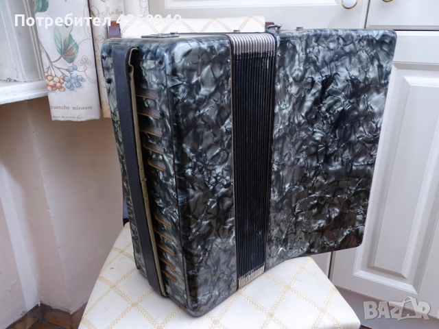 Акордеон Weltmeister – винтидж украса, декор - дом или заведение, снимка 12 - Декорация за дома - 52439608