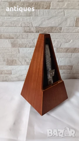 Метроном - System Maelzel - Made in GDR - 1960"г., снимка 4 - Антикварни и старинни предмети - 50625233