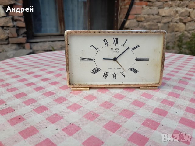 Настолен часовник,будилник СЛАВА,SLAVA #6, снимка 1 - Антикварни и старинни предмети - 33960079