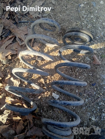 Задни пружини Volkswagen Golf Golf V, снимка 2 - Части - 53776011