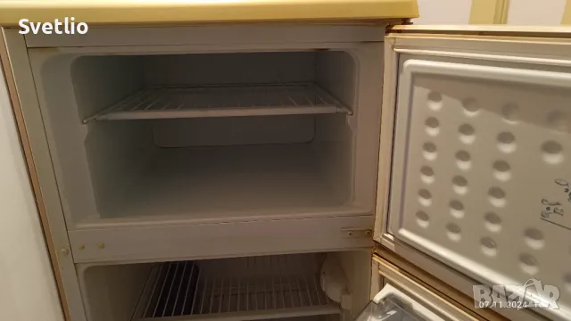 Продавам хладилник с горна камера Bess., снимка 5 - Хладилници - 50308807
