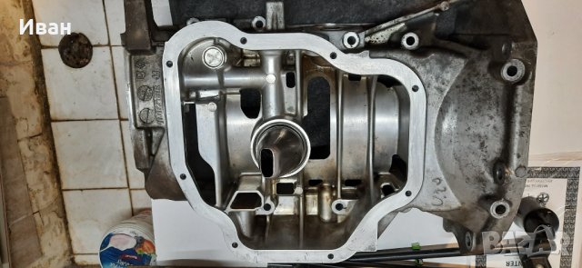 Продавам маслена помпа от Megane 3 1.4 Tce, снимка 4 - Части - 42303831