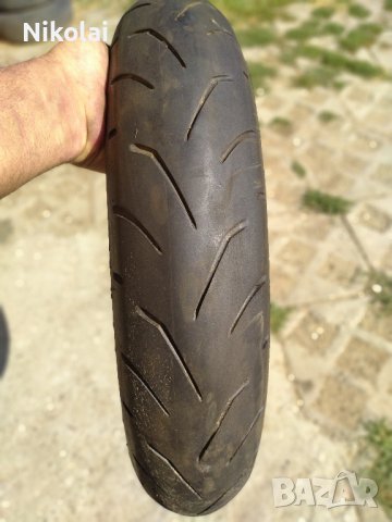 гума за мотор 120/70R17 Bridgestone, снимка 1