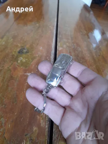 Стар ключодържател Ferrari 250 GTO, снимка 2 - Колекции - 49676076