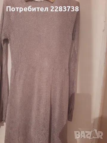 Дамска рокля на Zara, размер М/L