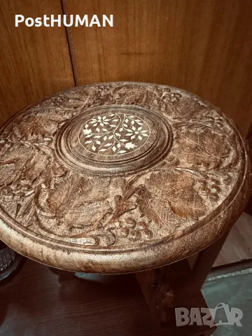 Дървена масичка 