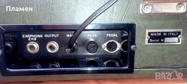 Италиански професионален синтезатор, йоника от 70-те години., снимка 6 - Синтезатори - 51103416