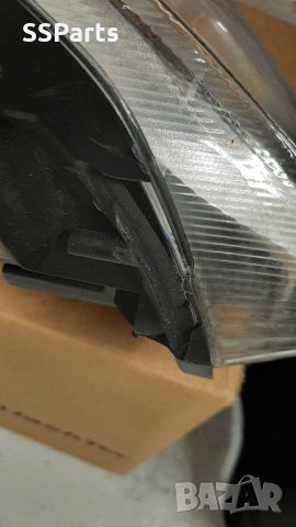 Ford Fiesta - ляв фар, снимка 8 - Части - 40318909