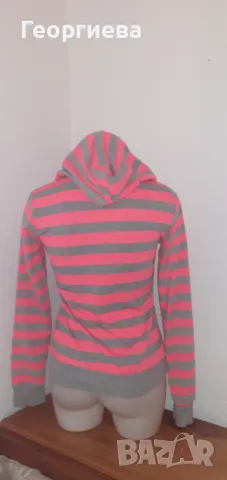 Суичър, снимка 7 - Суичъри - 48729443