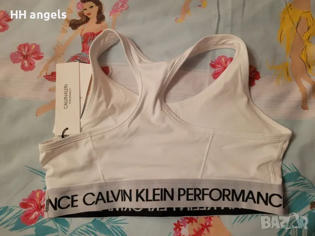 Calvin Klein спортен сутиен, снимка 3 - Корсети, бюстиета, топове - 49404162