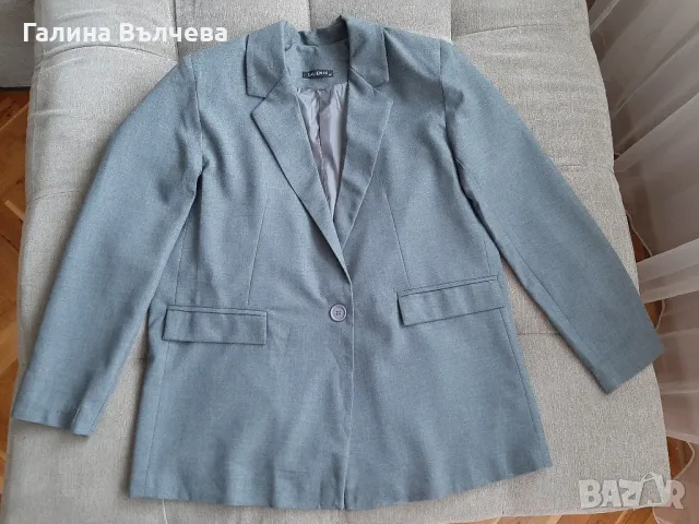 Дамско сако, Размер М, овърсайз.