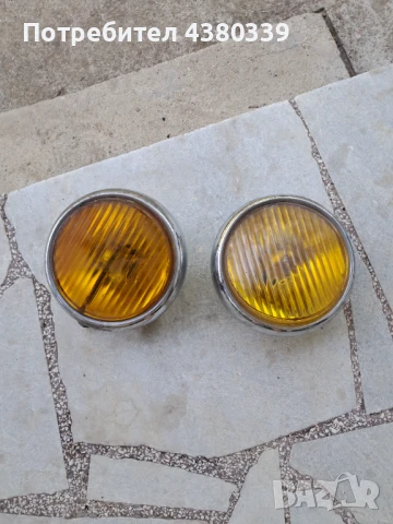 Продавам 2 броя халогенни фарове за камион (комплект)