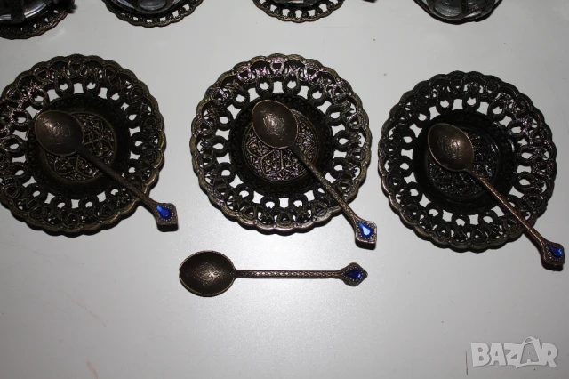 нов сервиз за турски чай Acar(чаши с табли-6бр,чин.-7бр,лъж-7бр)=30лв от Банско, снимка 2 - Чаши - 50969879