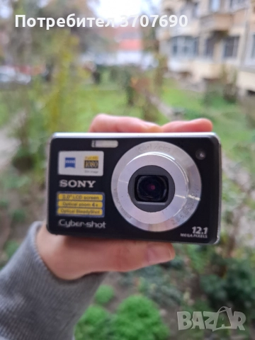Компактен дигитален фотоапарат Sony Cybershot W230