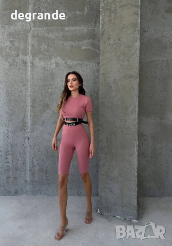 Комплект от две части Queen , снимка 2 - Комплекти - 50998852