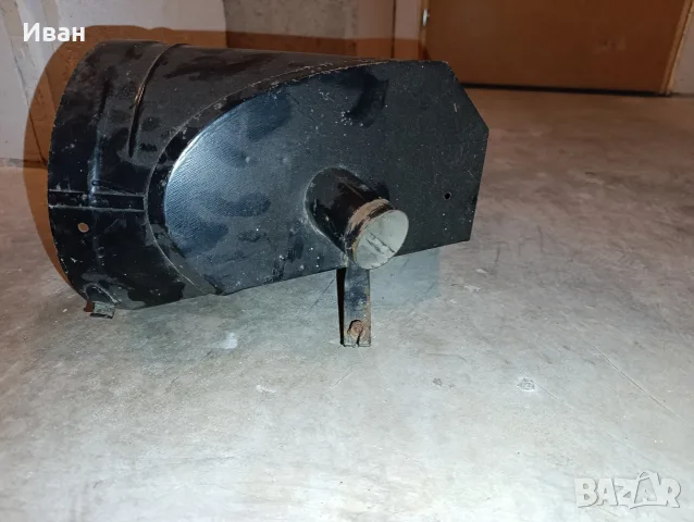 Корпус за охлаждащ въздух на Трабант 601, снимка 2 - Части - 56265828