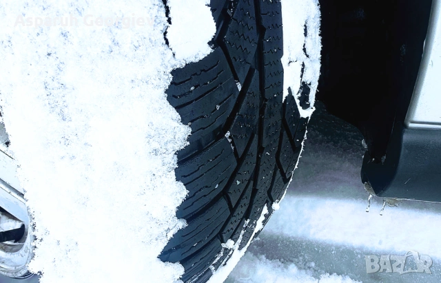 Ford Focus 1.6 1250 евро, снимка 12 - Автомобили и джипове - 53576342