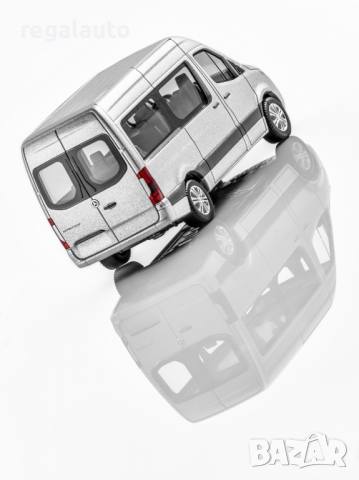 B66004164,Умален модел die-cast Mercedes-Benz Sprinter Kombi 1:87, снимка 2 - Колекции - 36306416