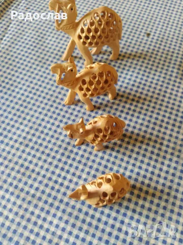 дървени фигури Камила , снимка 4 - Статуетки - 50153600