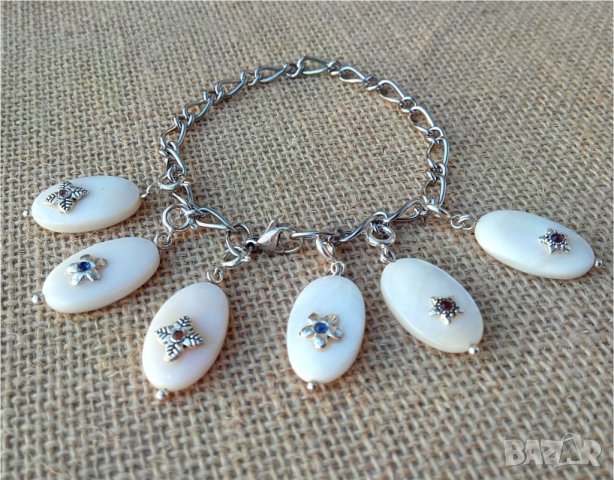 Висулки от седеф с инкрустирани кристалчета, снимка 17 - Колиета, медальони, синджири - 39321140