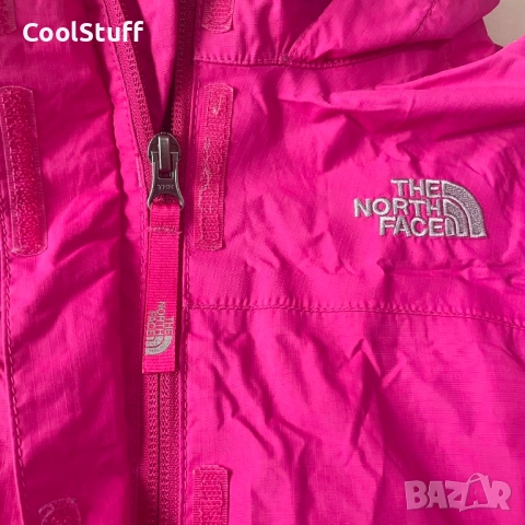 The North Face HyVent Girls Детско Спортно Яке Размер 10-12 Години, снимка 3 - Детски якета и елеци - 52448353