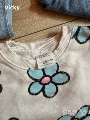 Детски комплекти суичър и дънки Zara, размер 2-3г/98см + ПОДАРЪК, снимка 4 - Детски комплекти - 50644772
