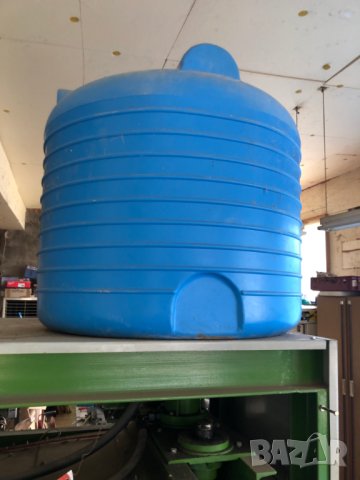 Вертикален резервоар бидон за питейна вода 300 литра хидрофор, снимка 2 - Напояване - 42299537