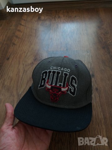 mitchell and ness  - страхотна шапка, снимка 3 - Шапки - 41500066