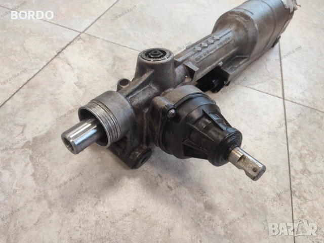 Електрическа кормилна рейка за AUDI A4 / AUDI A5, снимка 2 - Части - 53074066