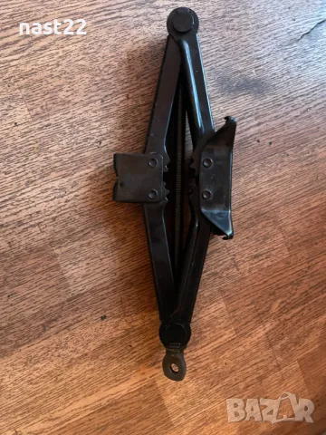 Крик за CHERY TIGGO 3 DR5 -БЕЗ МАНИВЕЛА