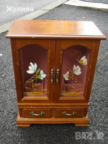  СТАРА ДЪРВЕНА КУТИЯ ЗА БИЖУТА ШКАФ, снимка 1