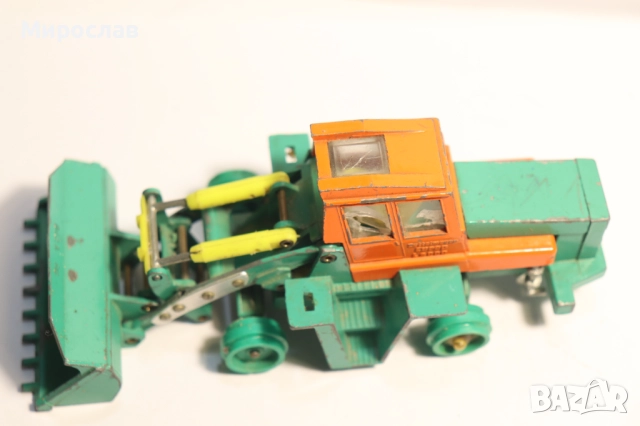 1/55 SIKU ФАДРОМА БУЛДОЗЕР КАМИОН КОЛИЧКА МОДЕЛ, снимка 6 - Колекции - 52892955