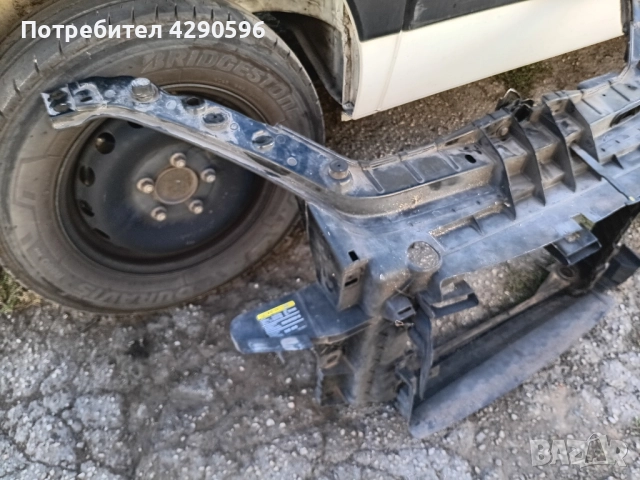 Преден панел маска за Ford Fiesta 2002-2008 г. Фиеста , снимка 3 - Части - 51848842