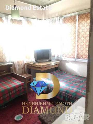 Двуетажна къща в село Черна гора, обл. Стара Загора, снимка 8 - Къщи - 50616762