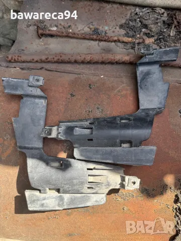 Държачи (основи) за фарове за BMW E46 (1998-2005)