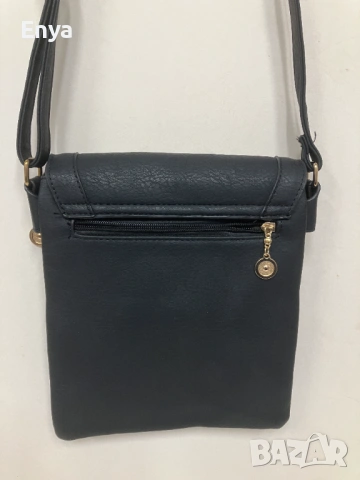 Дамска чанта от еко-кожа за през рамо - черна, снимка 8 - Чанти - 53456942