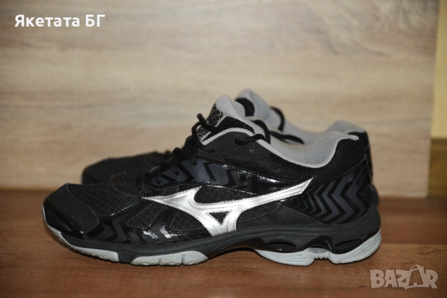 Mizuno оригинални маратонки номер 45, но са уголемени, снимка 2 - Маратонки - 53793644